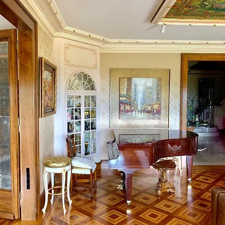Domaine De Julie *
